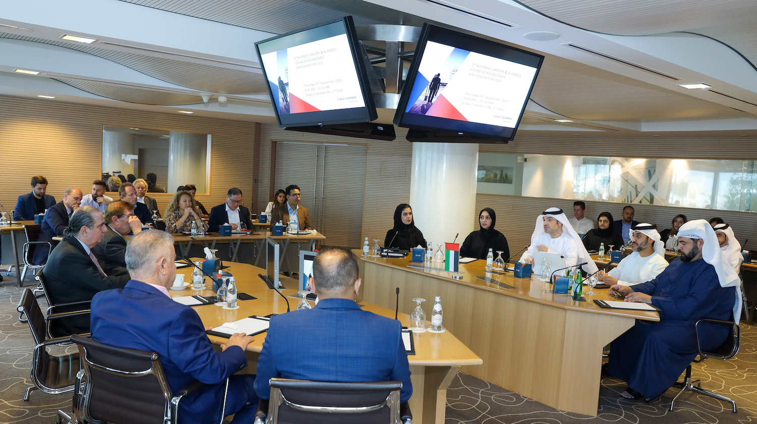 غرفة تجارة دبي تستعرض المشهد الاقتصادي وتناقش فرص وتحديات مجتمع الأعمال في الإمارة
